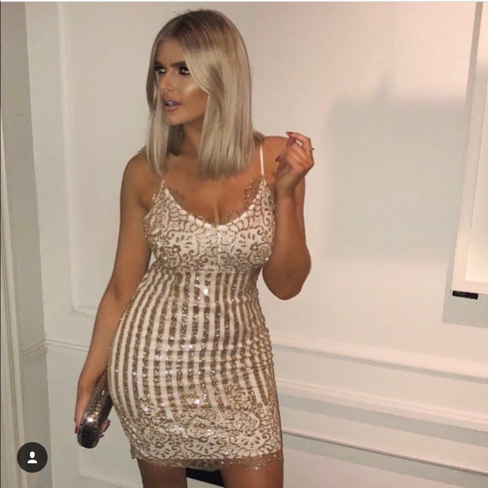 GORGEOUS GOLD DRESS!✨✨✨✨ - Picture 5 of 6
